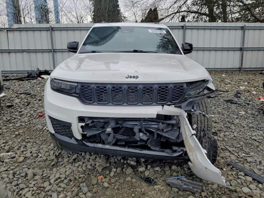 2021 Jeep Grand Cherokee Laredo 4Wd
