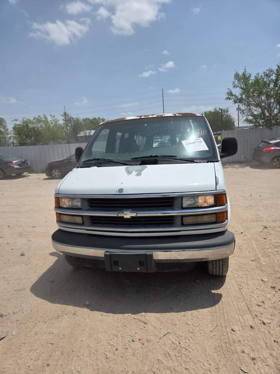 1998 Chevrolet Express 3500
