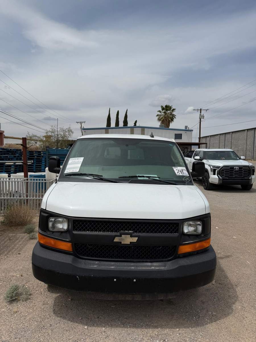 2016 Chevrolet Express 2500