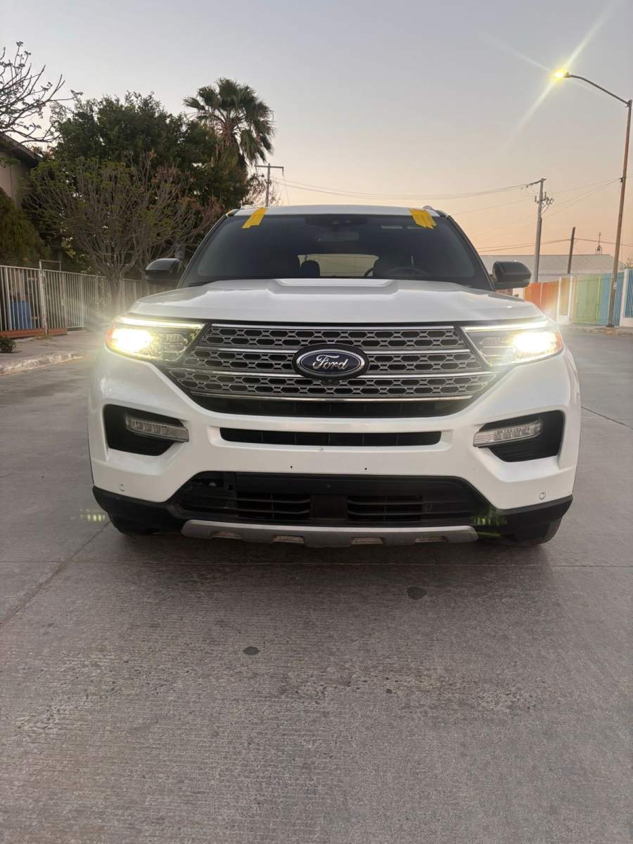 2020 Ford Explorer