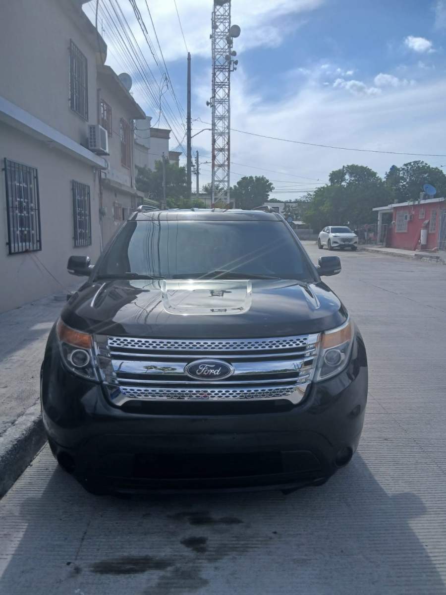 2015 Ford Explorer