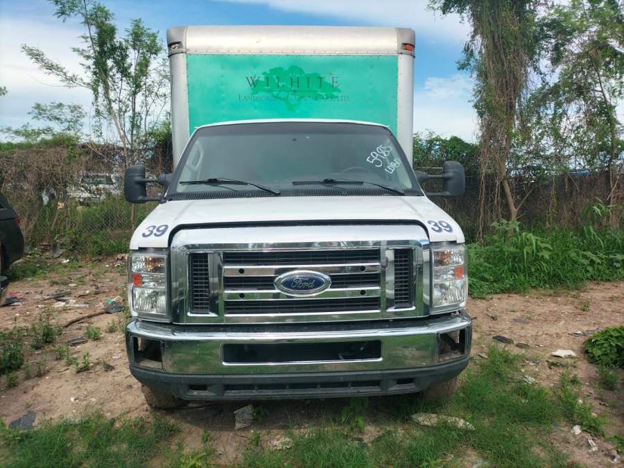 2019 Ford E-350 Super Duty