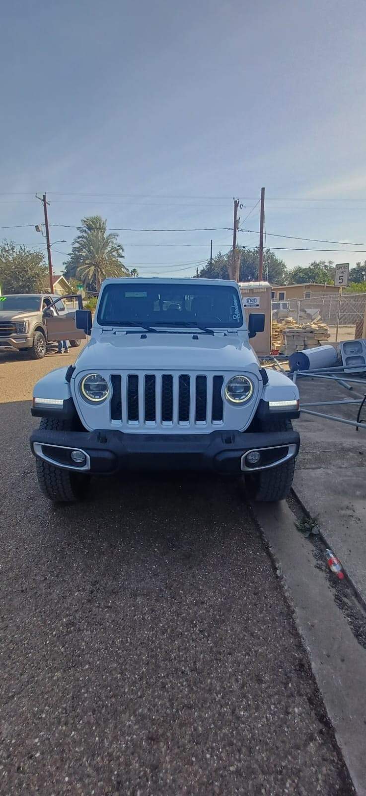 2022 Jeep Gladiator