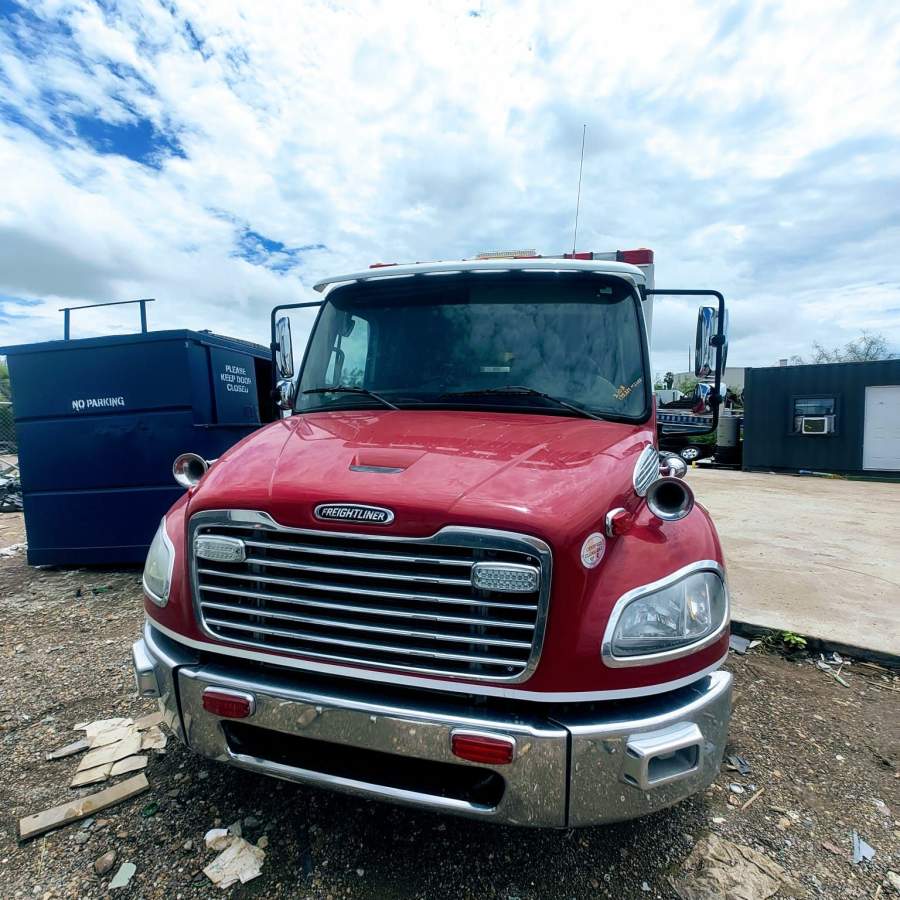 2019 Freightliner M2