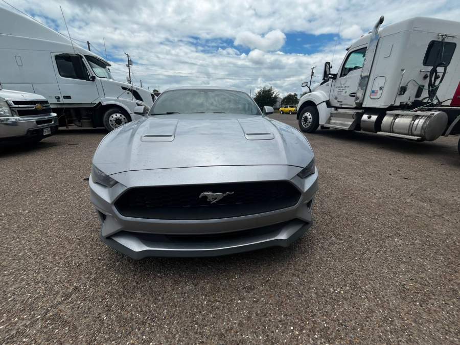 2020 Ford Mustang
