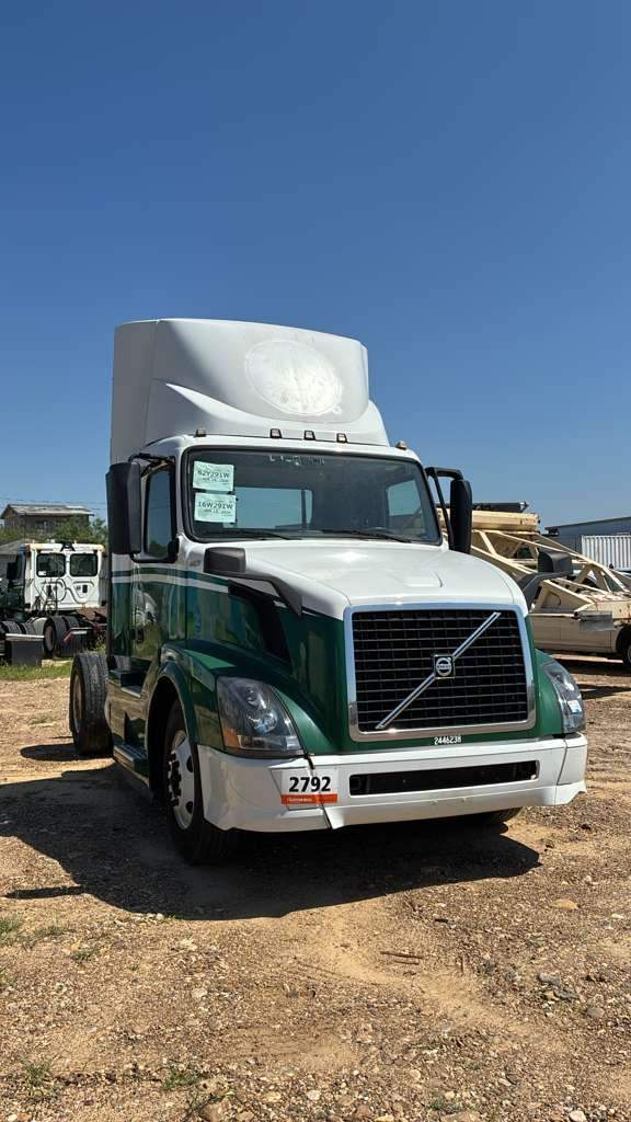 2016 Volvo Truck VNL