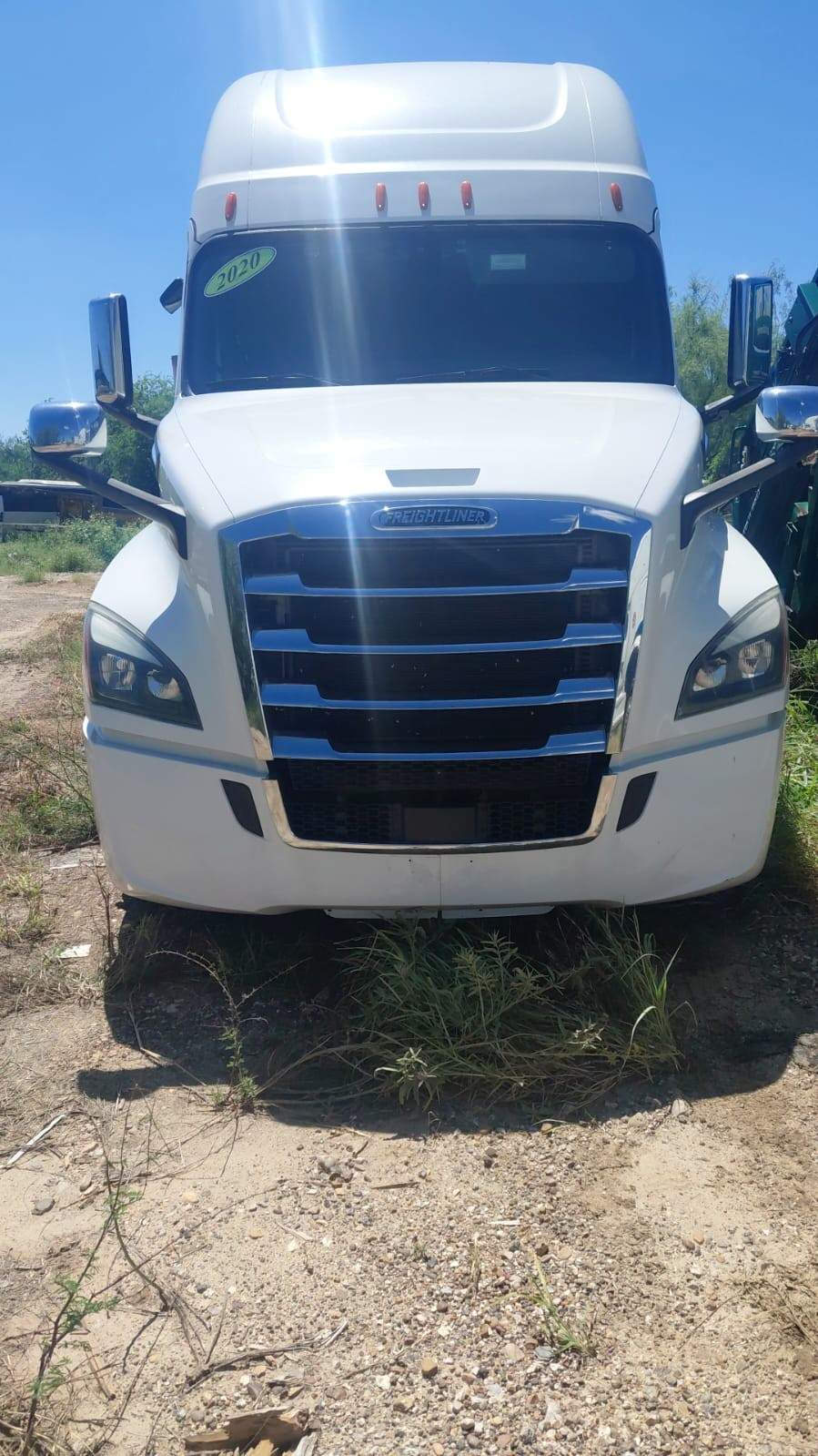 2020 Freightliner CASCADIA 126