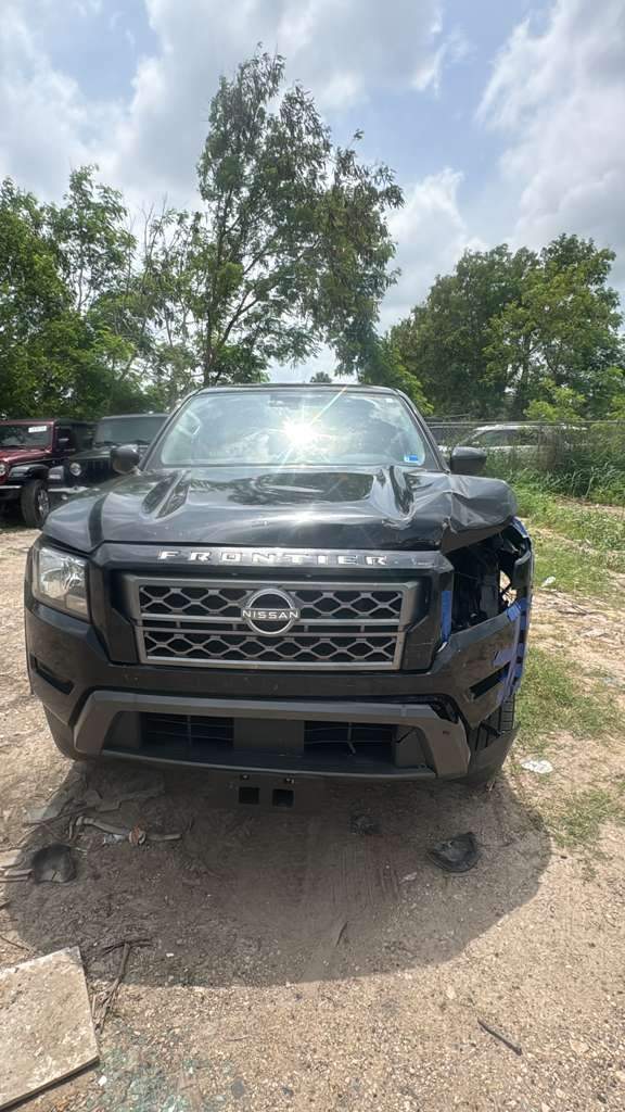2022 Nissan Frontier