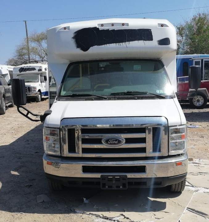 2016 Ford E-450