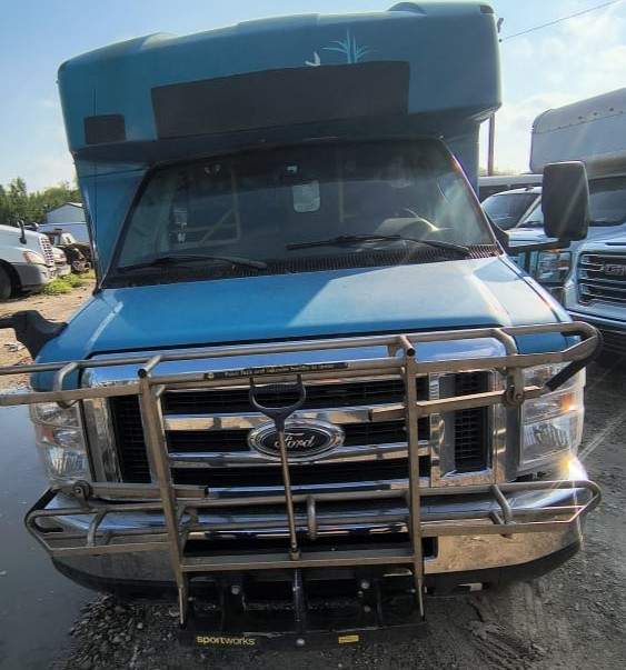 2019 Ford E-450