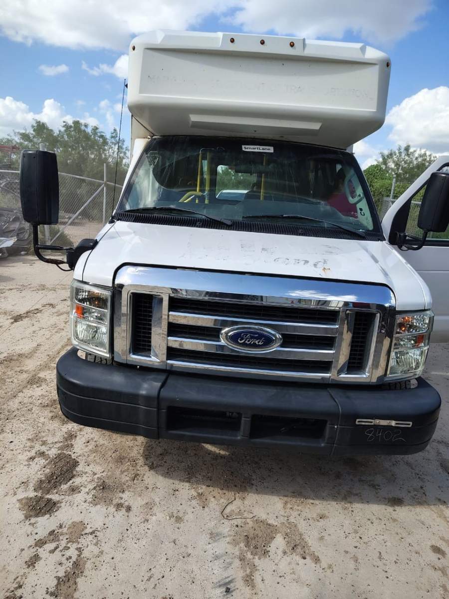 2017 Ford E350