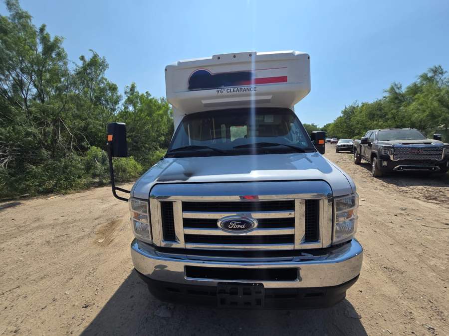 2019 Ford E-350 Super Duty