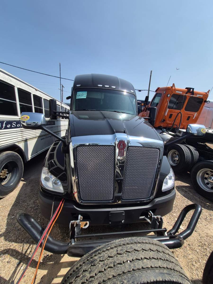 2021 Kenworth T680