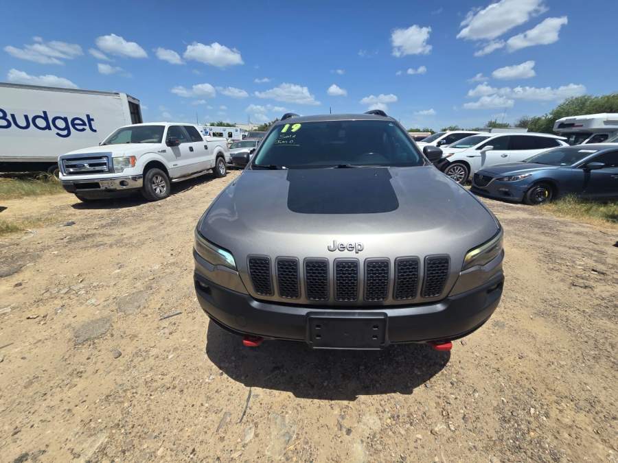 2019 Jeep Cherokee