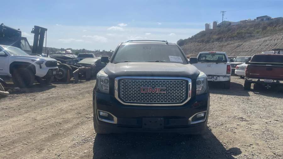 2015 GMC Yukon XL DENALI