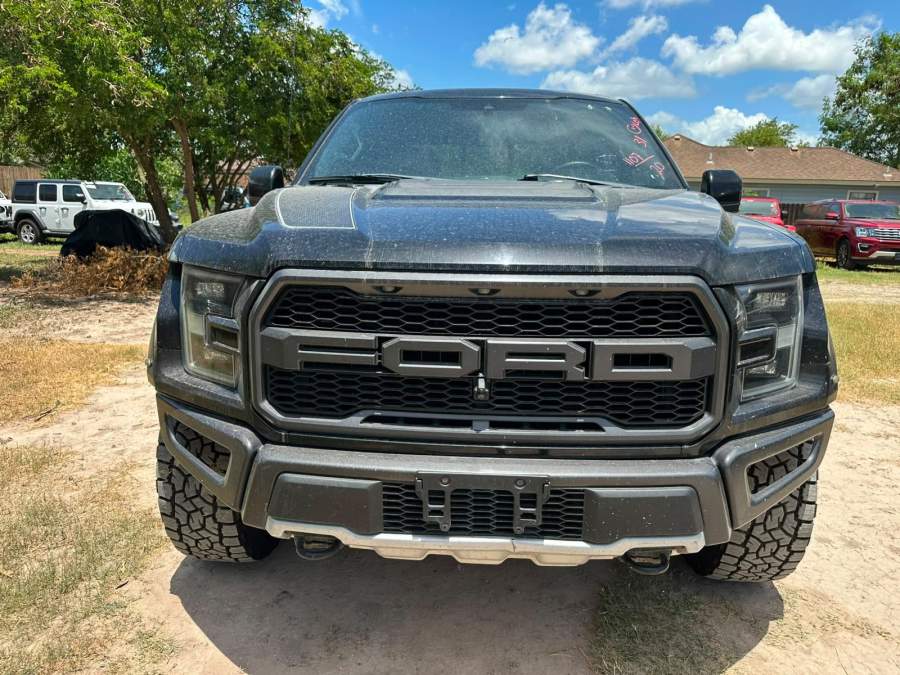 2020 Ford F-150 Raptor 