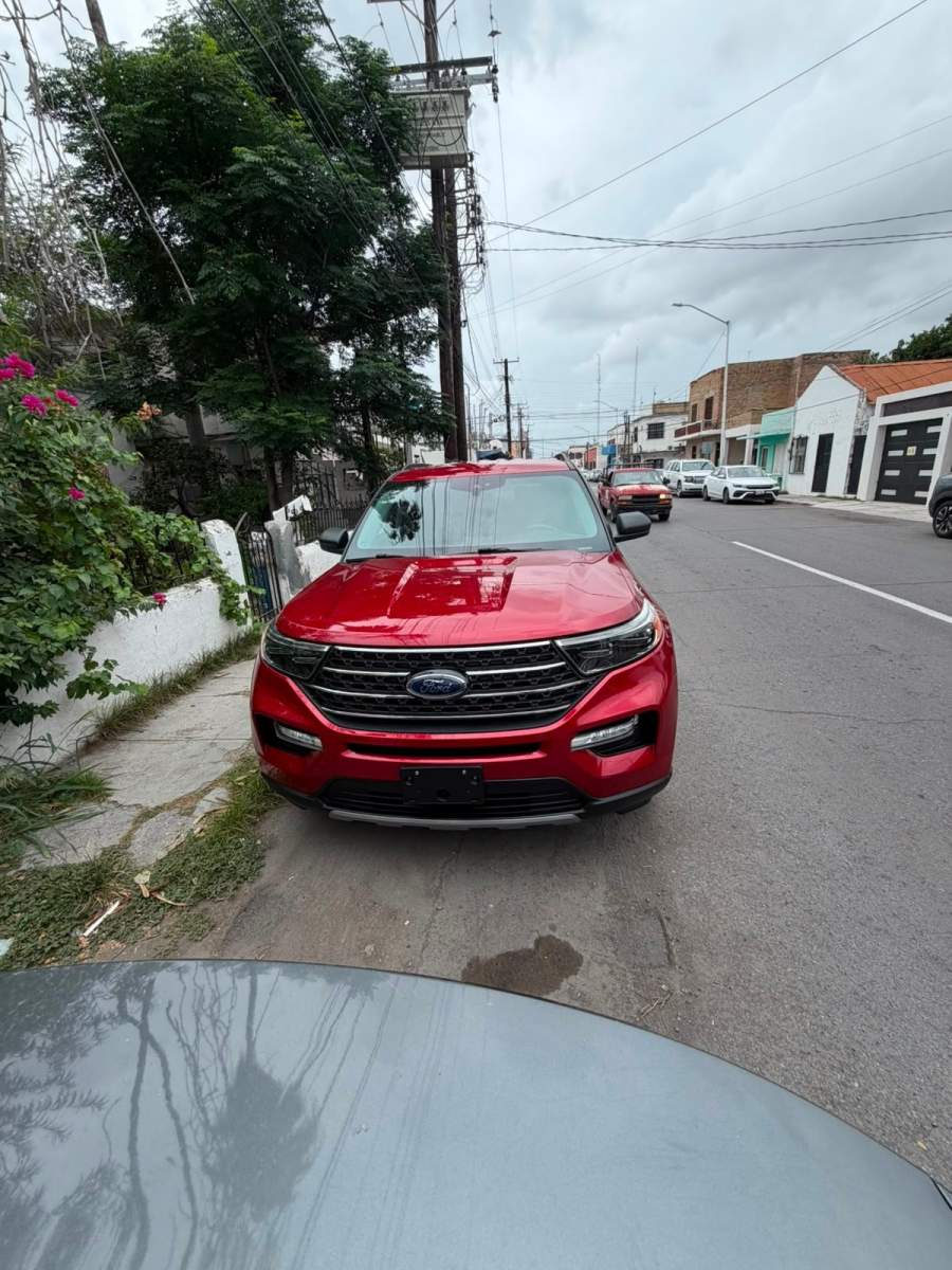 2021 Ford Explorer