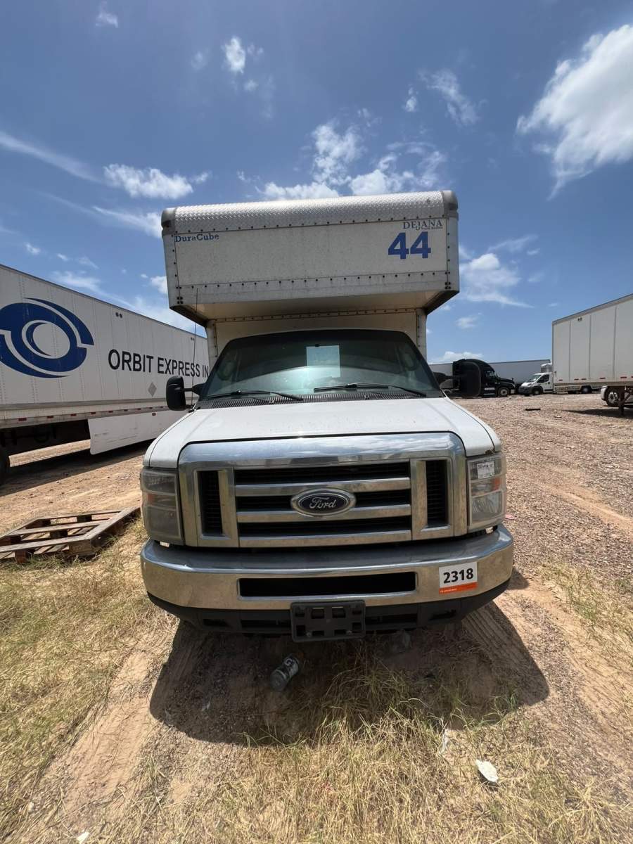 2021 Ford E-450 super duty