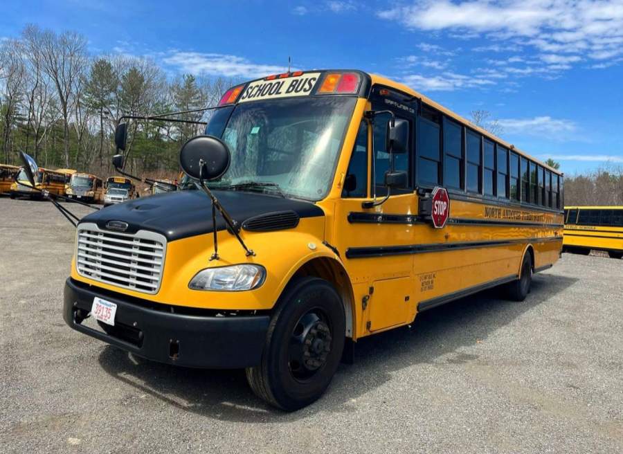 2016 Freightliner B2 BUS CHASSIS