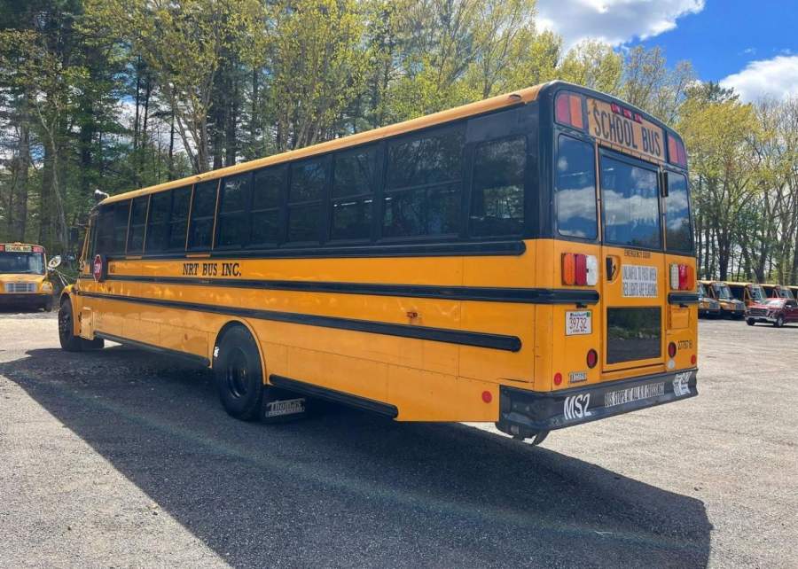 2016 Freightliner B2 BUS CHASSIS