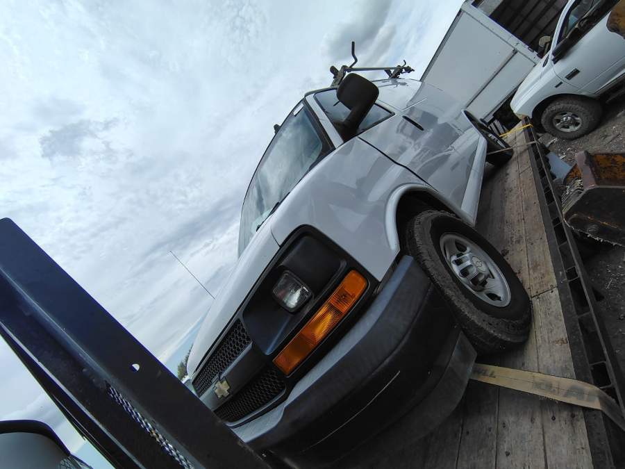 2017 Chevrolet Express 2500