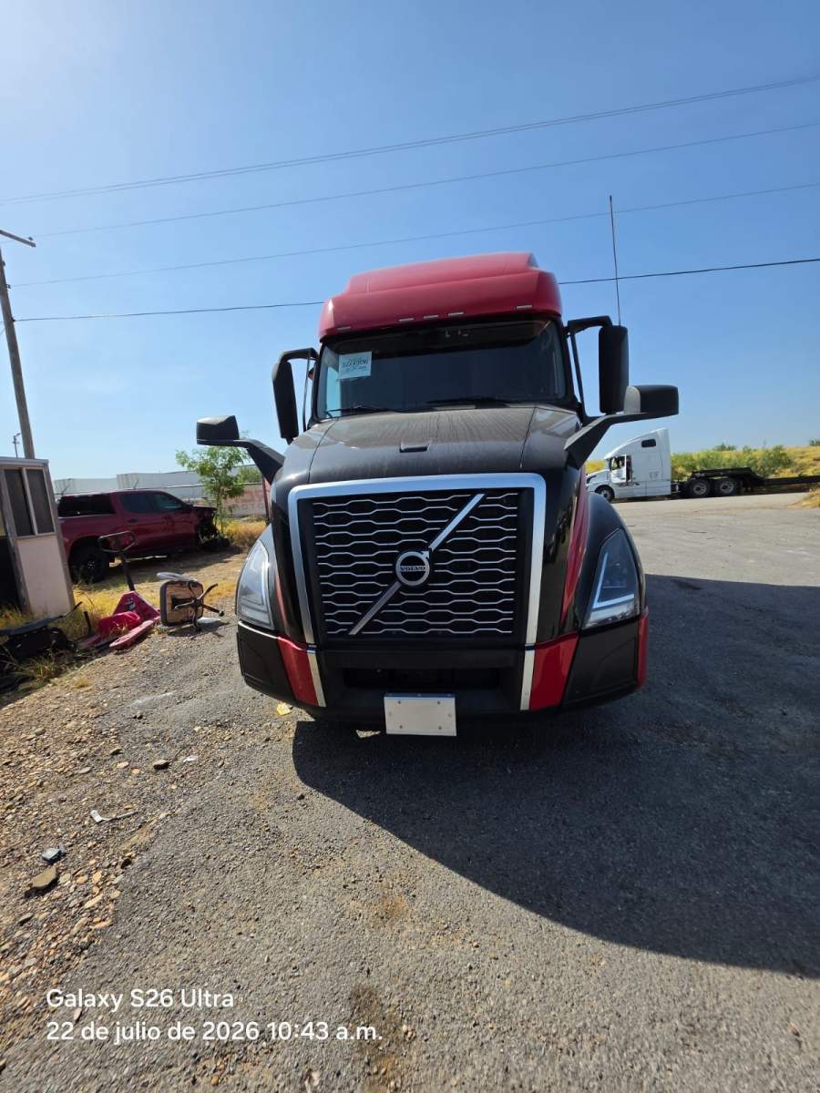 2022 Volvo Truck VNL