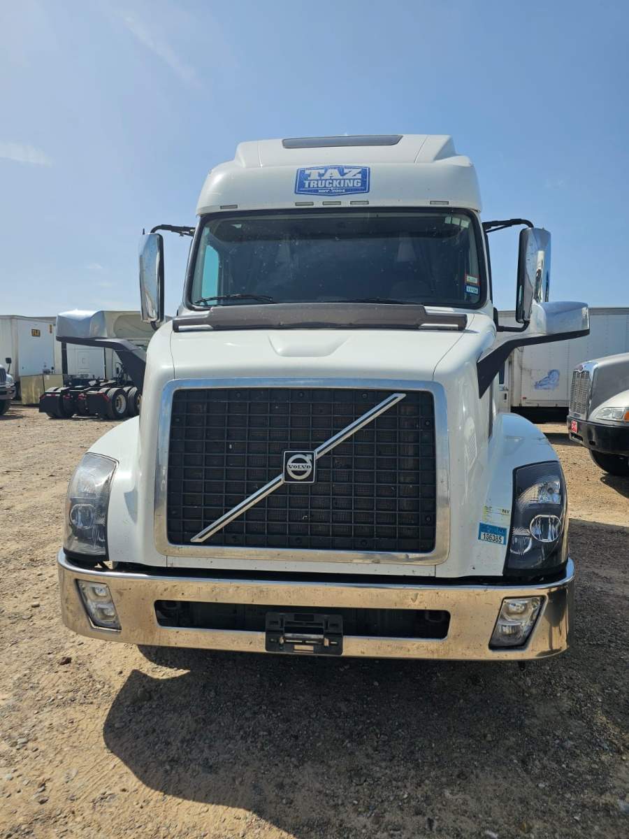 2016 Volvo Truck VNL