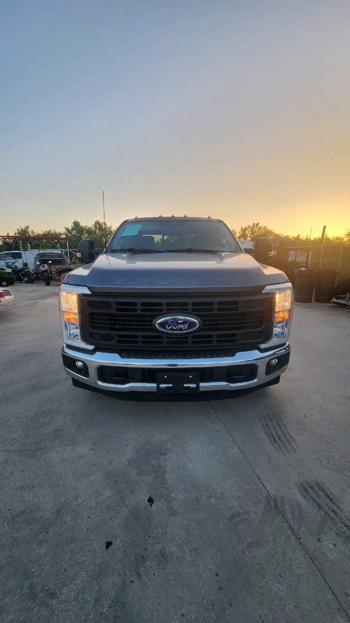 2023 Ford F-350 SUPER DUTY