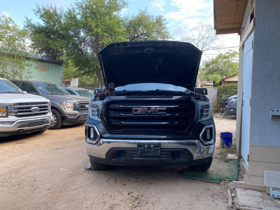 2019 GMC Sierra 1500 SLT