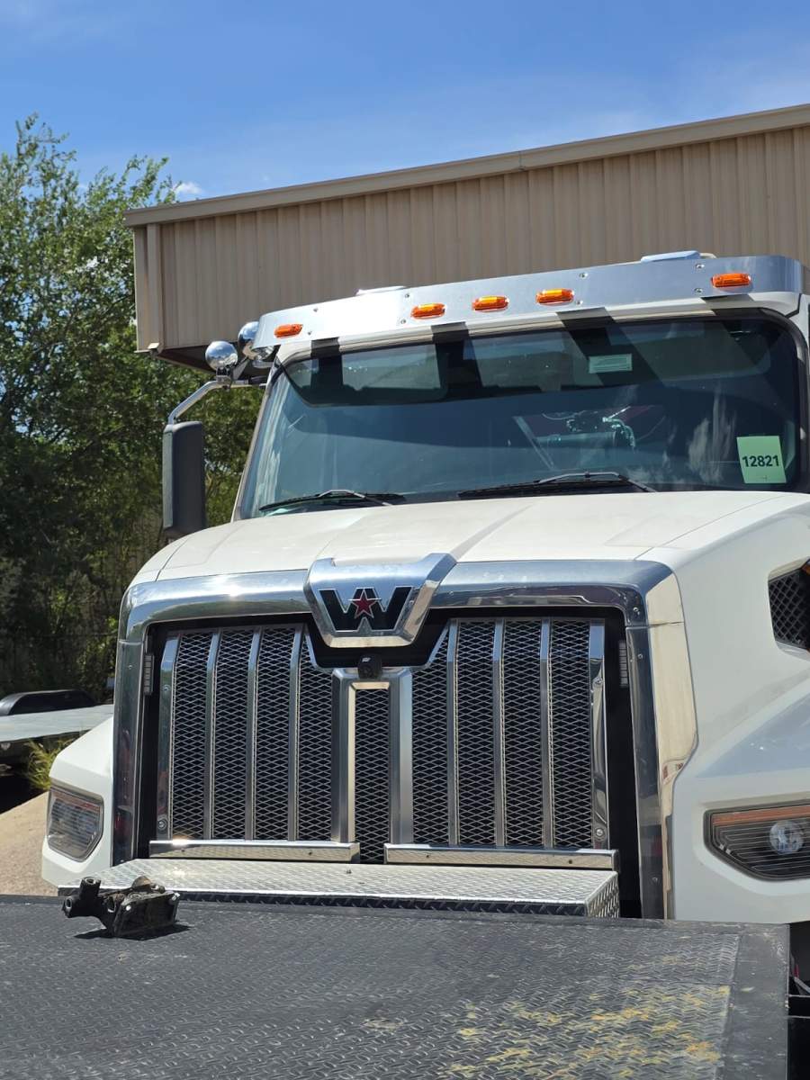 2023 Western Star 47X