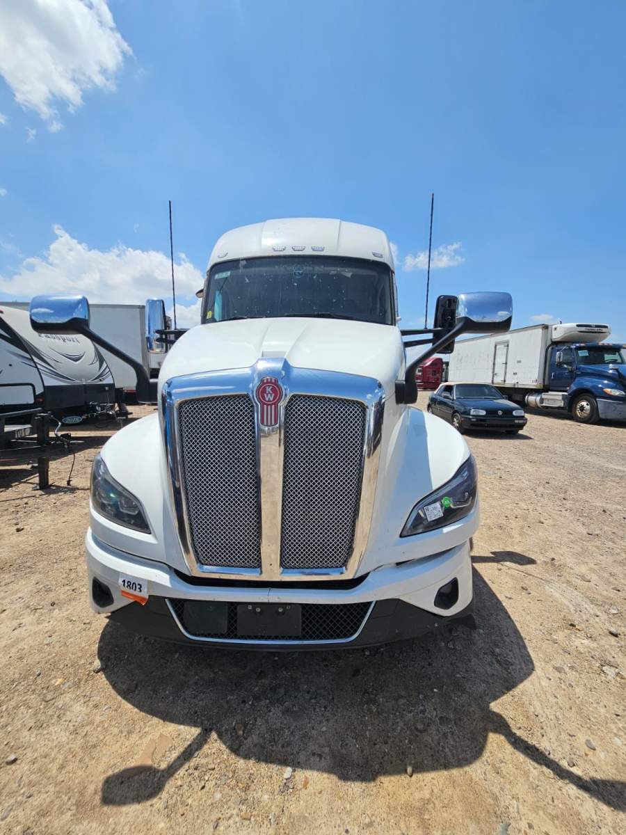 2024 Kenworth T680