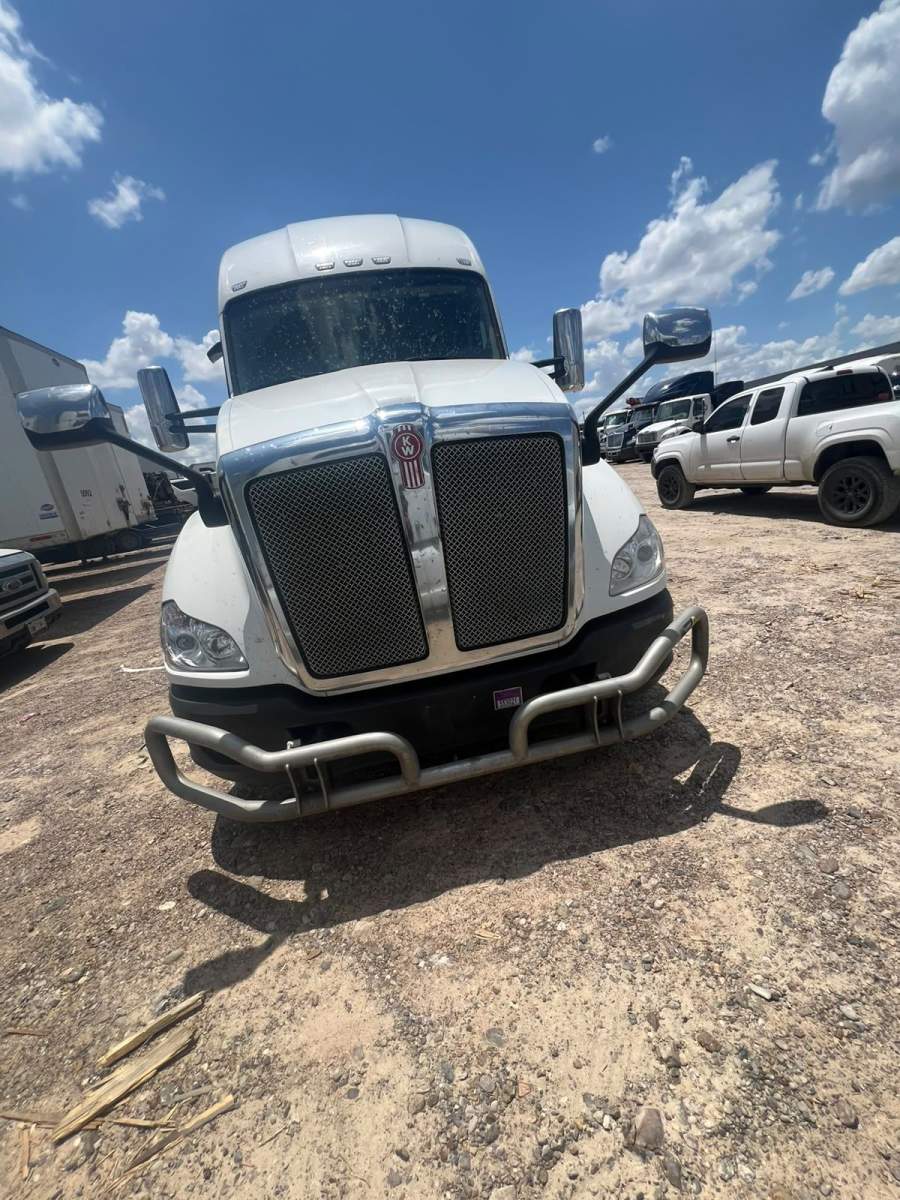2022 Kenworth T680
