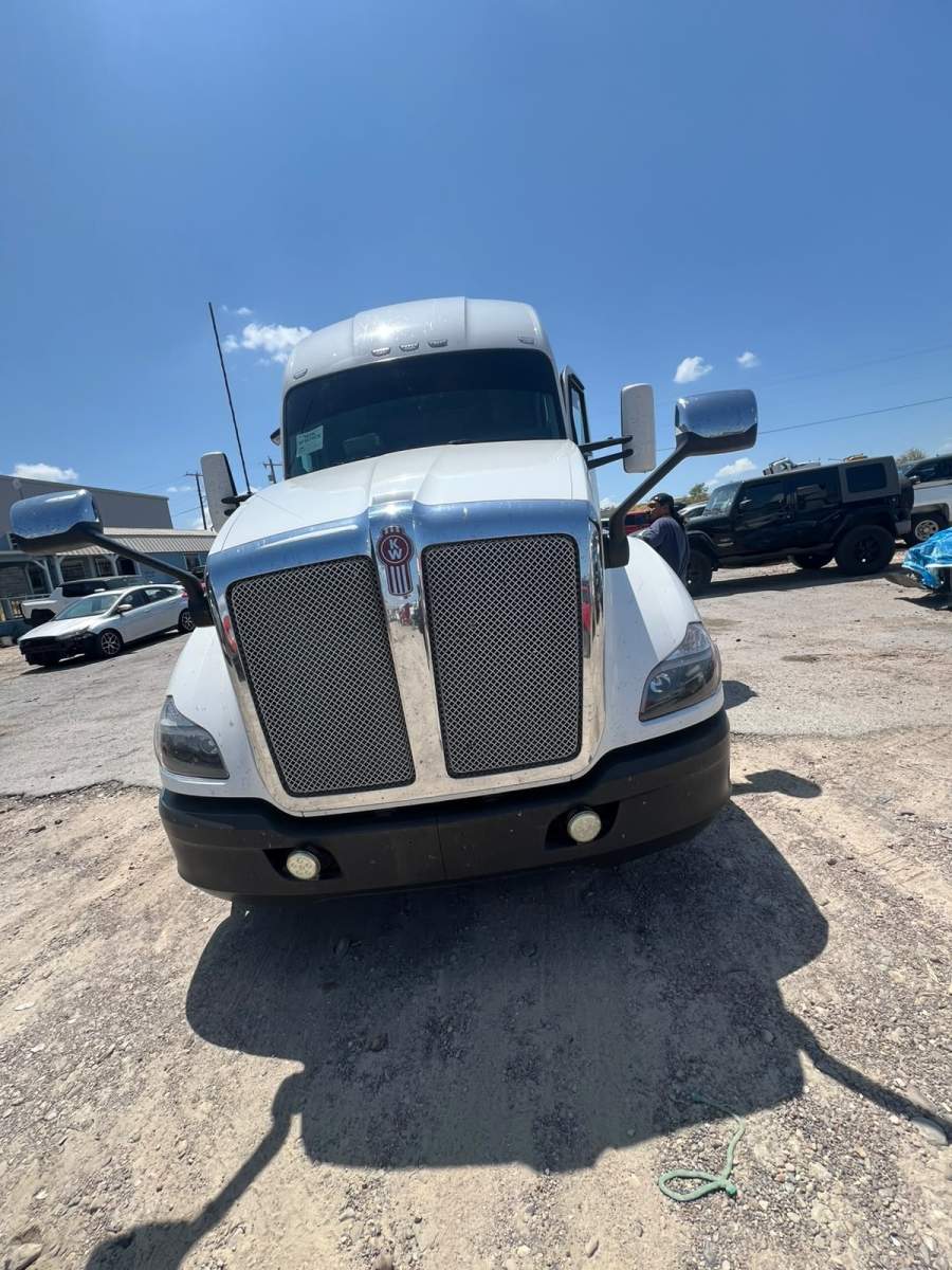 2020 Kenworth T680