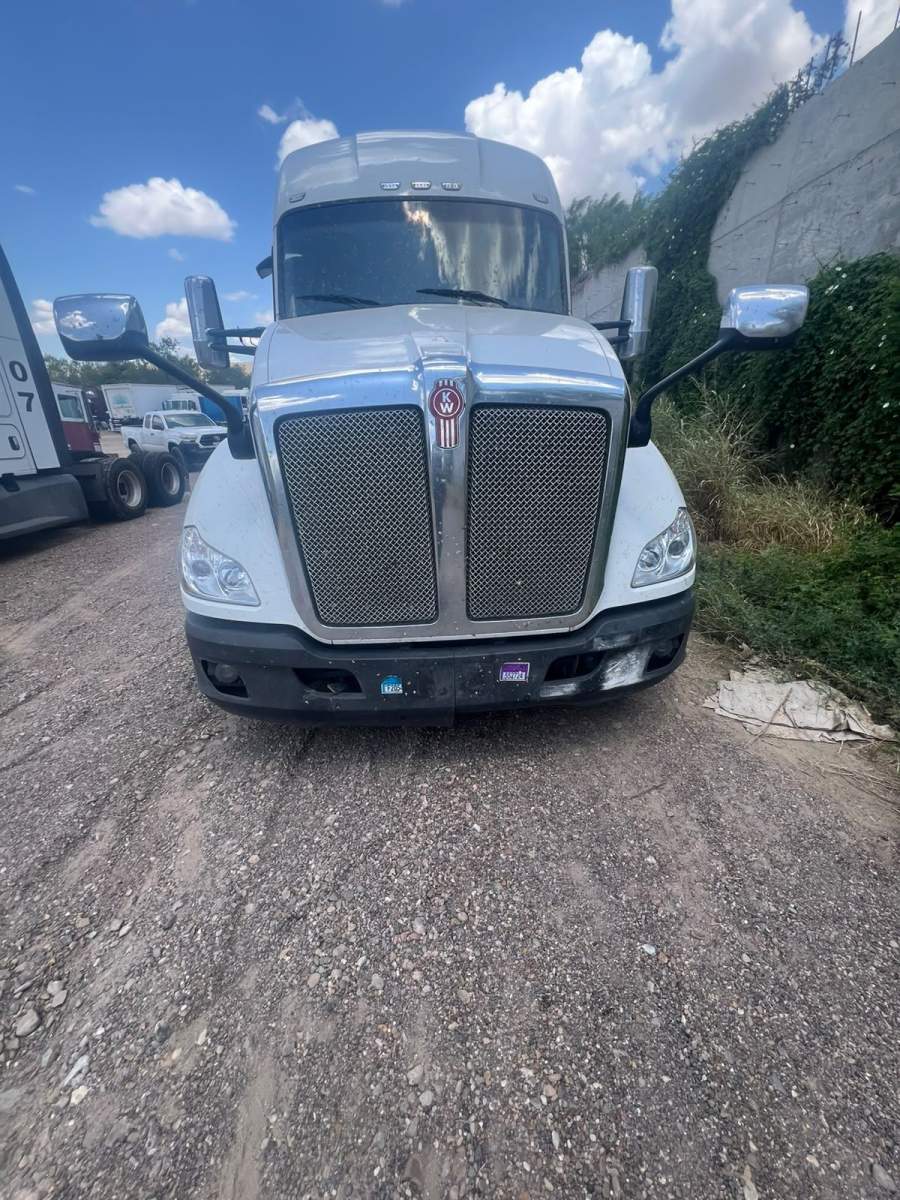 2022 Kenworth T680