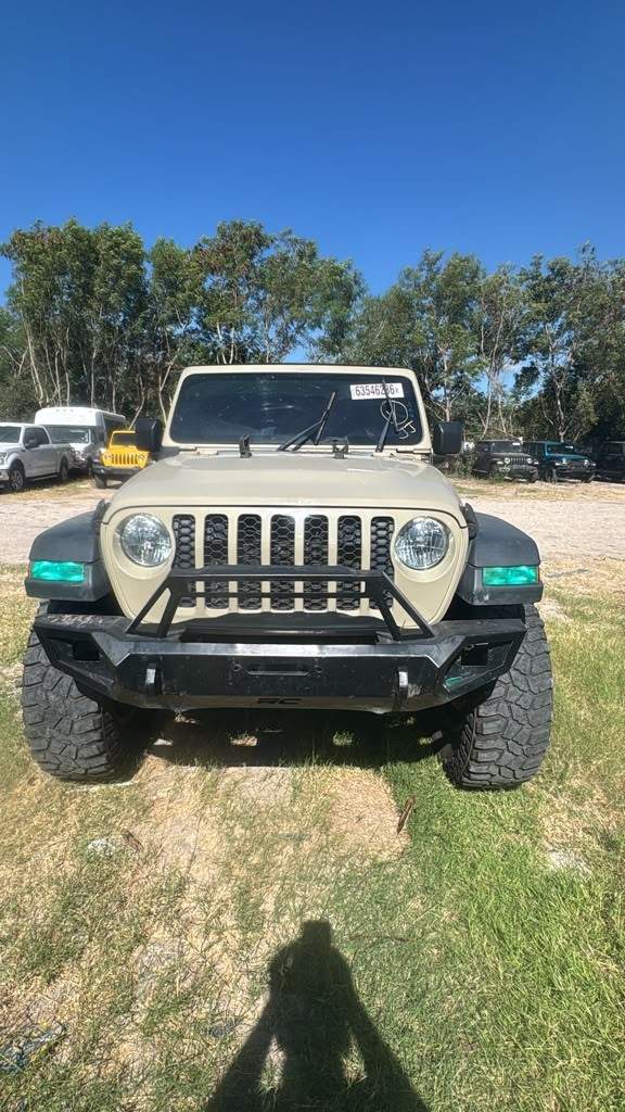 2020 Jeep Gladiator Sport