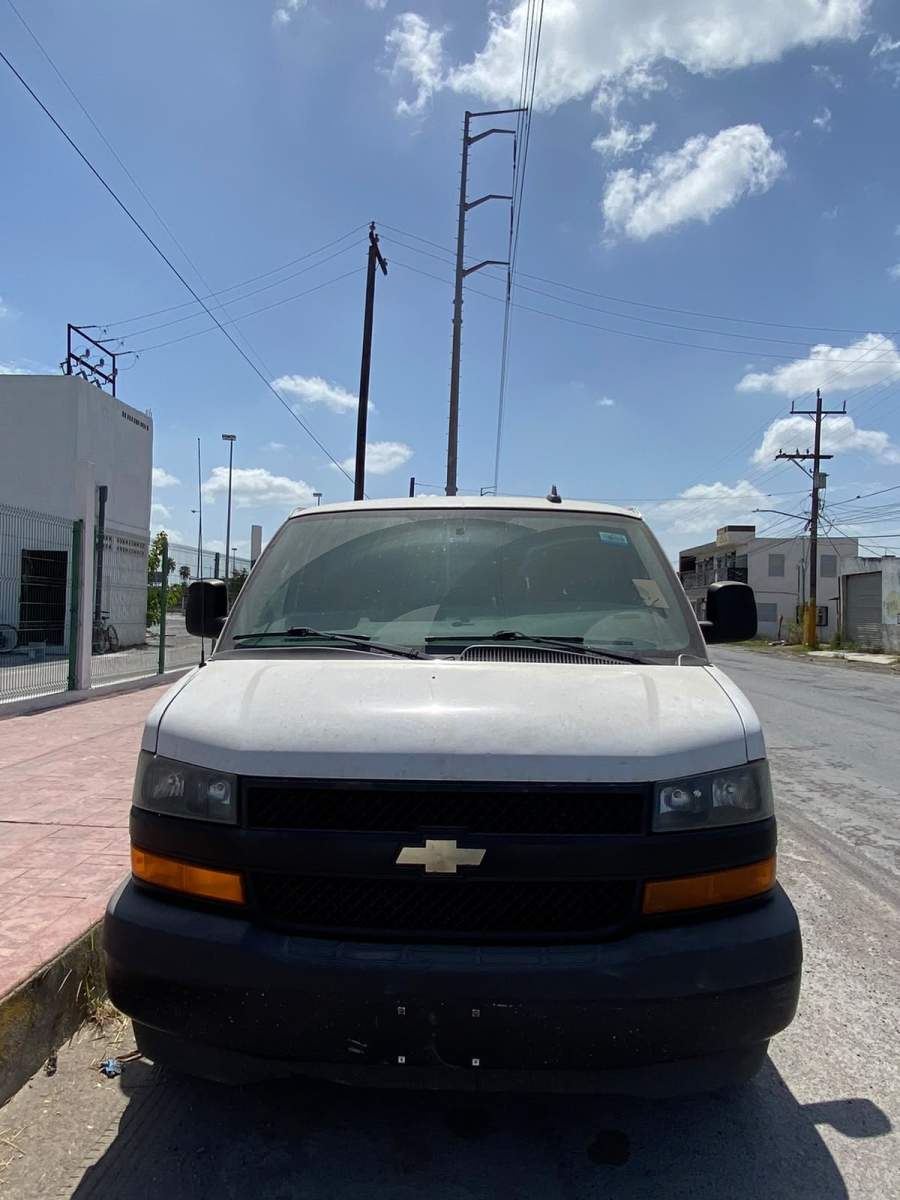 2019 Chevrolet Express 2500