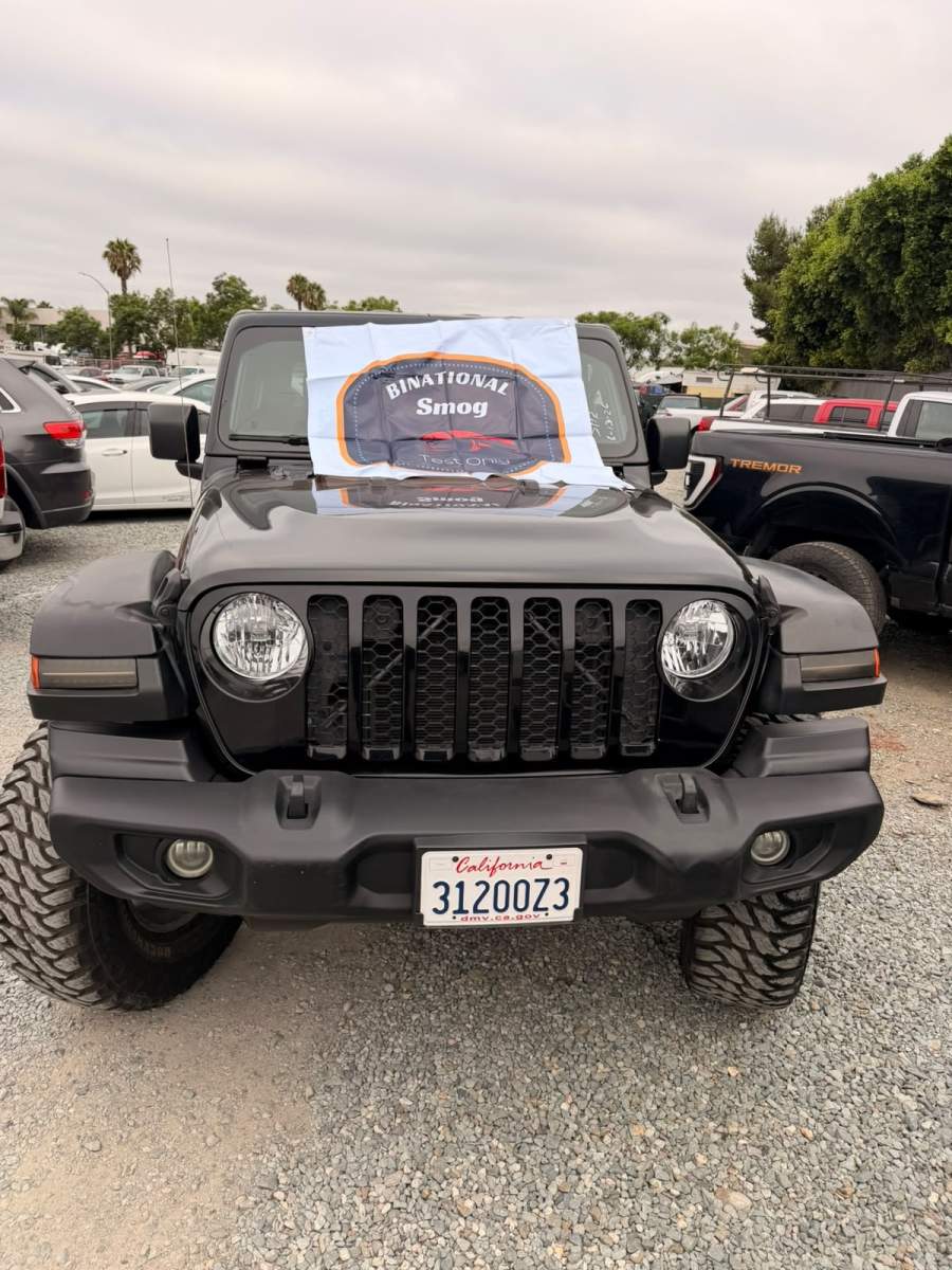 2021 Jeep Gladiator Sport