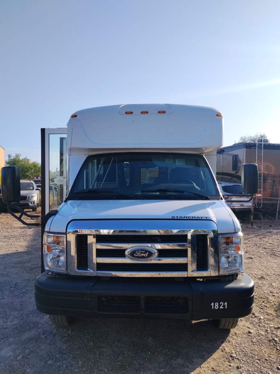 2021 Ford E-350 Super Duty