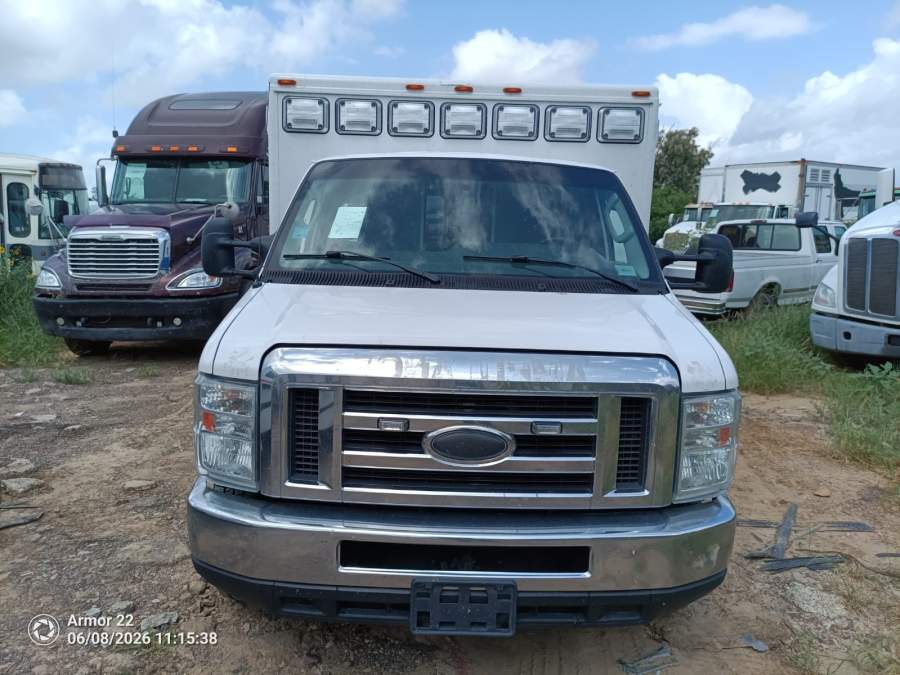 2016 Ford E-350