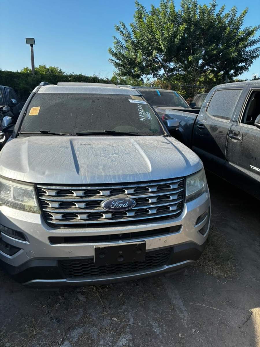2016 Ford Explorer