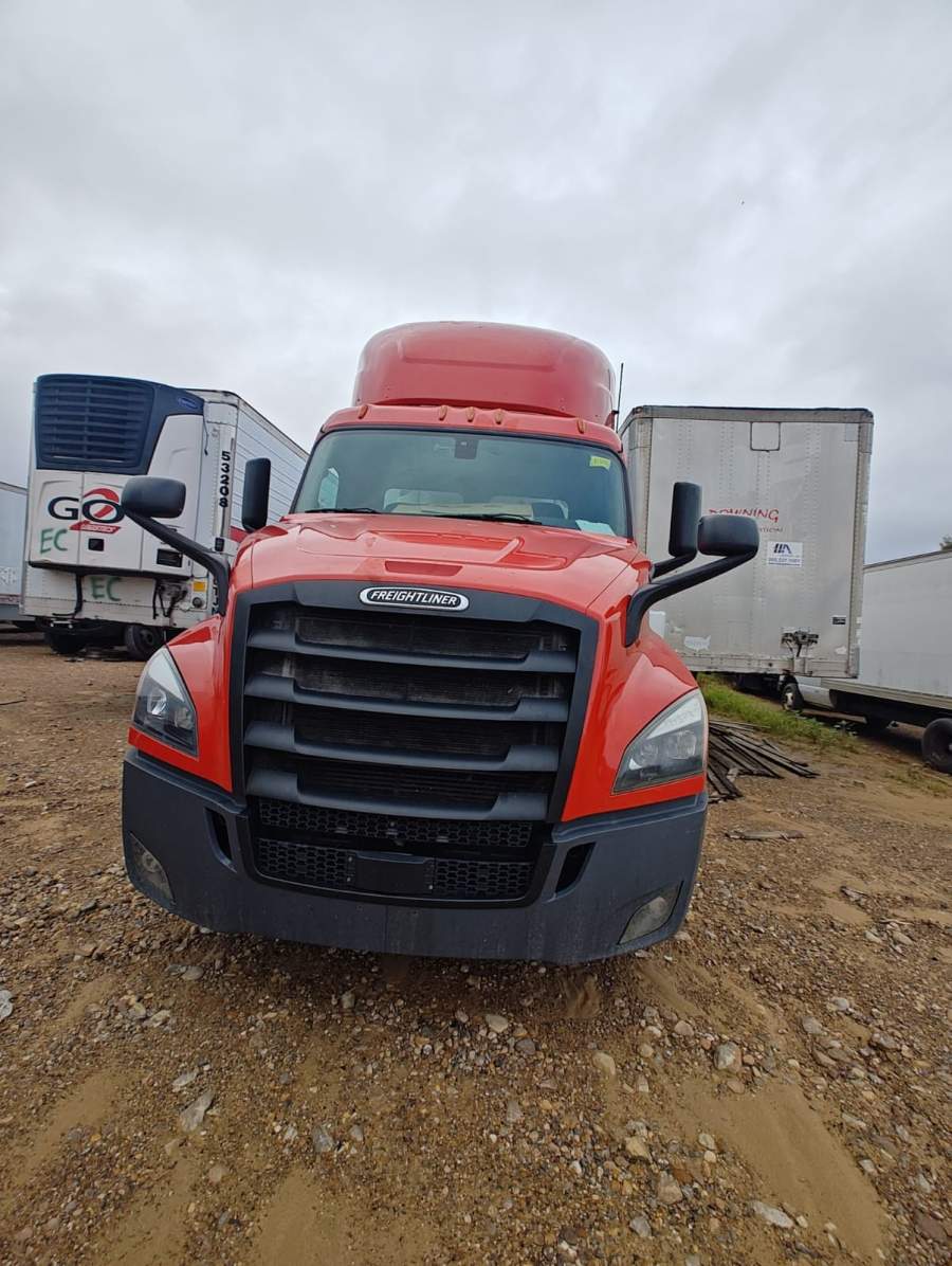 2019 Freightliner CASCADIA