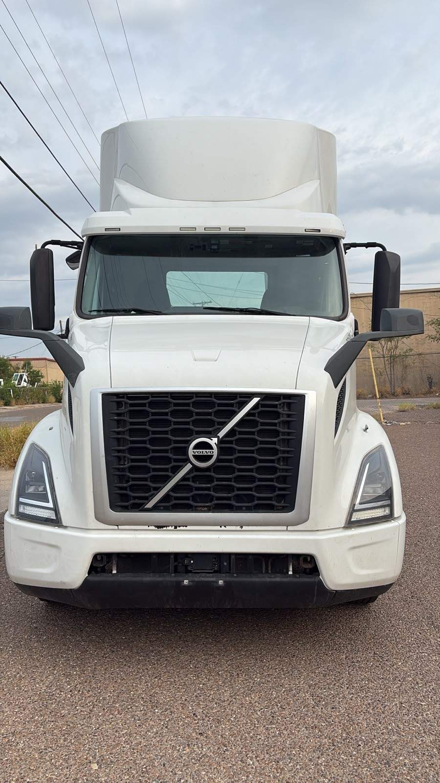 2020 Volvo Truck VNR