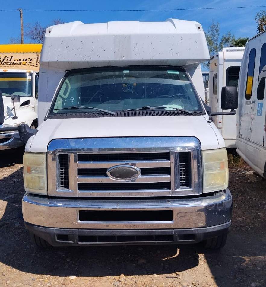 2015 Ford E-450 super duty