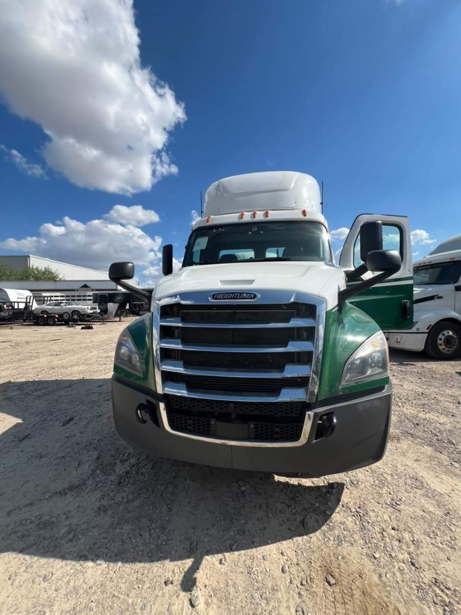 2019 Freightliner CASCADIA