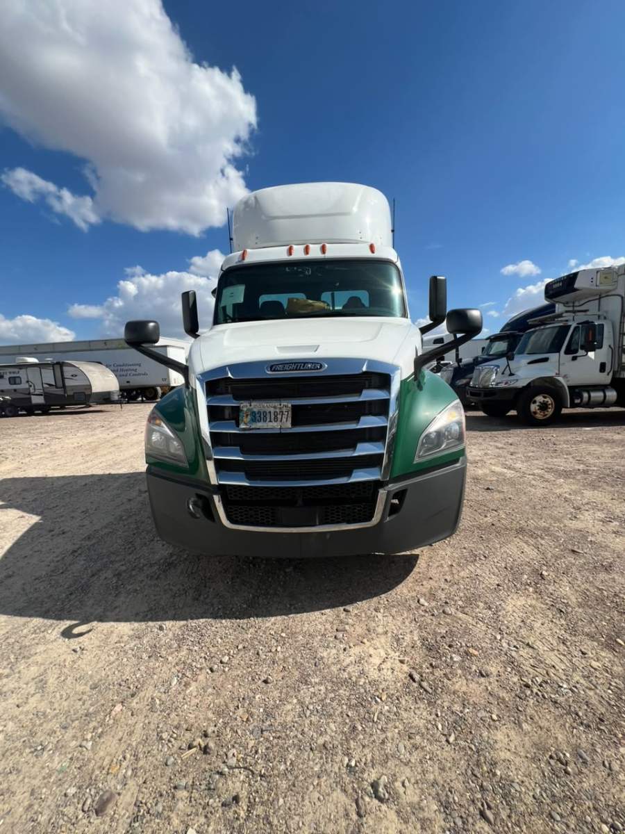 2019 Freightliner CASCADIA
