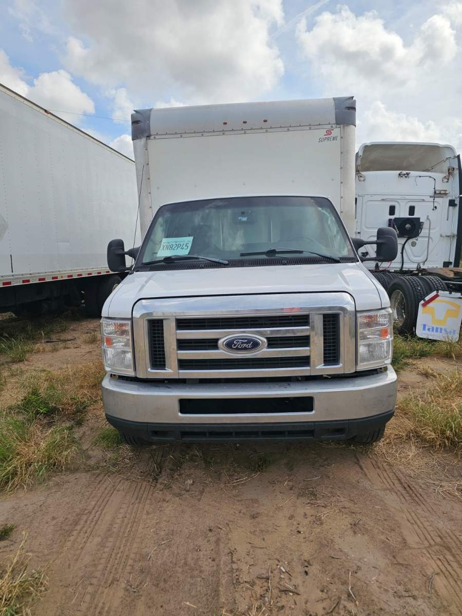 2019 Ford E-350