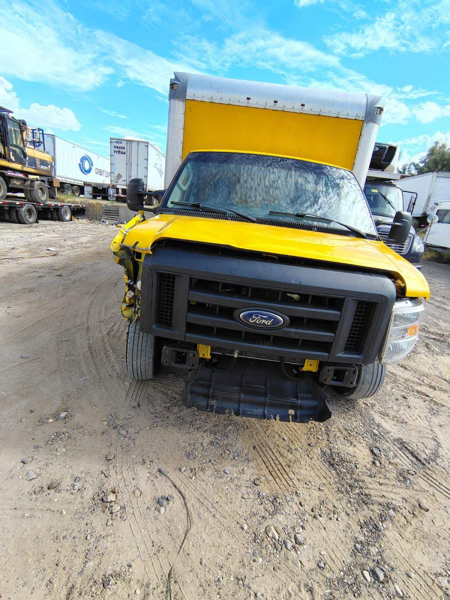 2019 Ford E-350