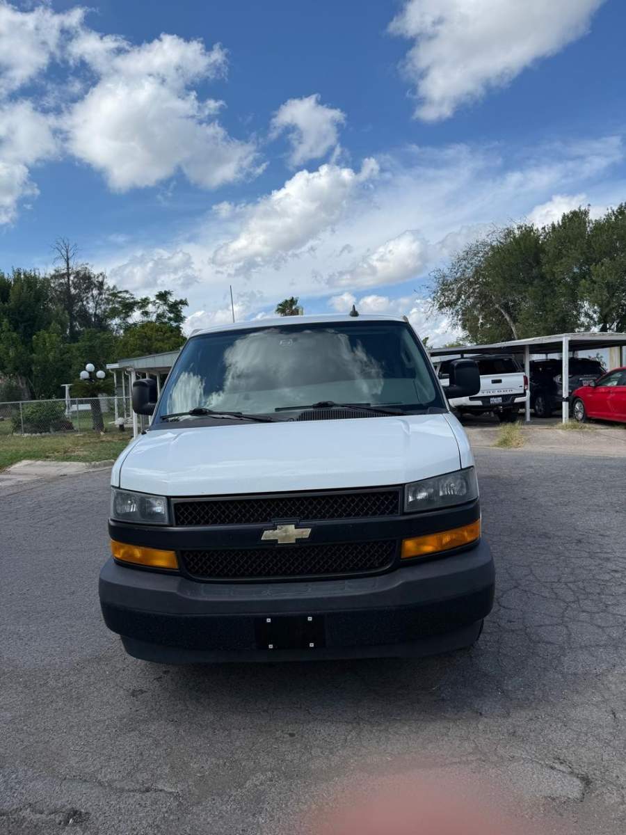 2020 Chevrolet Express  3500