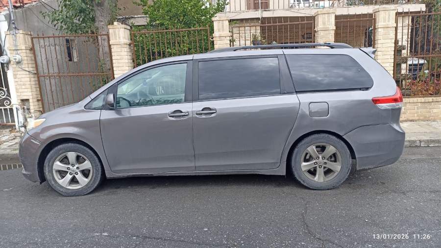 2015 Toyota Sienna