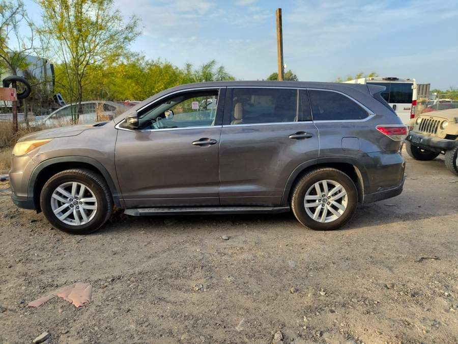2016 Toyota Highlander